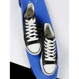 MOZAFIA Men Canvas Lace-up Casual High Top Sneakers