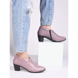 TRYME Women Round-Toe Block-Heeled Regular Boots