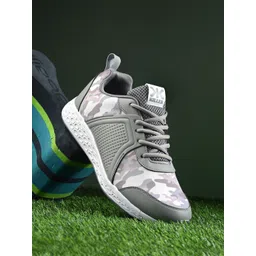 Killer Men Mesh Running Non-Marking Shoes