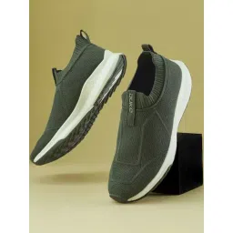 Duke Men's Olive Walking Shoes