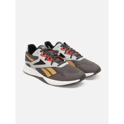 Reebok Magnus Run Men Textured Running Sports Shoes