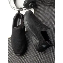 Action Men's Black Running Shoes