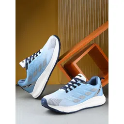 BIRDE Men Woven Design Sneakers