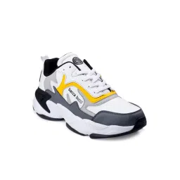 Bacca Bucci Men's White Training Shoes