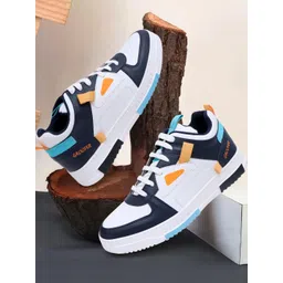 Groofer Men Colourblocked Lace-Ups Sneakers