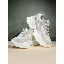 LOUIS STITCH Women Beige & White Lace-Up Sneakers