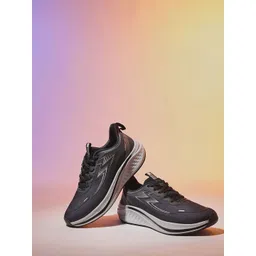 Action Mesh Running Non-Marking Shoes