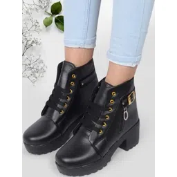 glitchez Women Sneakers