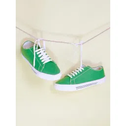Styli Men's Green Casual Sneakers