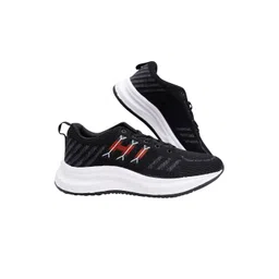 FEET FIRST Men Black Textured Leather Sneakers