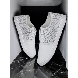 Spotwalk Men Running Shoes