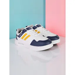 PENNEN Men Colourblocked Sneakers
