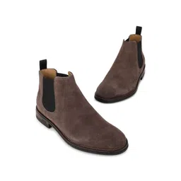 Woods Men Round-Toe Chelsea Boots
