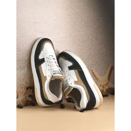 The Roadster Lifestyle Co Men Colourblocked Casual Sneakers