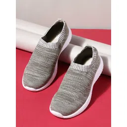 HRX by Hrithik Roshan Women Grey Walk Ride Running Shoes