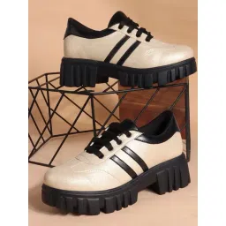 TRYME Women's Gold Sneakers