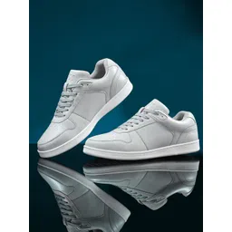 HRX by Hrithik Roshan Unisex Laser Cuts Sneakers