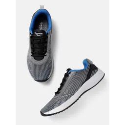 Reebok Men Textured Pursuit Runner Shoes