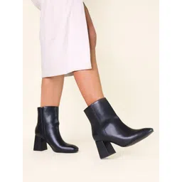 Monrow Women Black Solid PU Block Heeled Boots