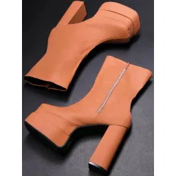 TRYME Women's Tan Booties