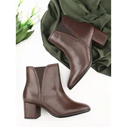 The Roadster Lifestyle Co Women Block Heeled Ankle Boots