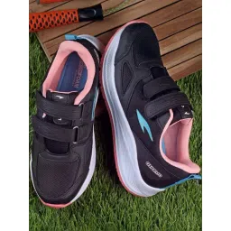 Asian Women's Black Walking Shoes