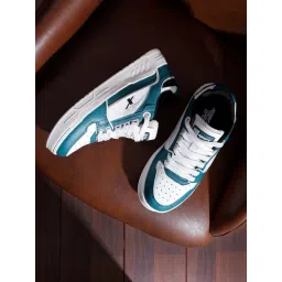 Sparx Men's Off White Sneakers