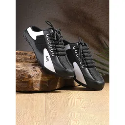 Shoe Island Men Colourblocked Sneakers