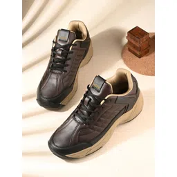 HRX by Hrithik Roshan Men Trekking Non-Marking Sports Shoes