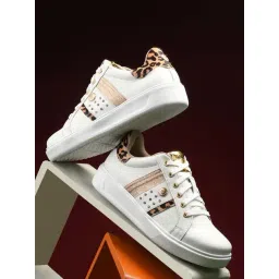 Carlo Romano Women's White Casual Sneakers