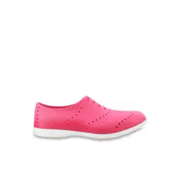 Biion Women's Pink Training Shoes