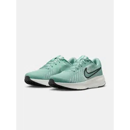 Nike Run Defy Men's Road-Running Shoes