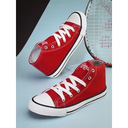 The Roadster Lifestyle Co Women Vulcanised Comfortable Lace Up Casual Sneakers