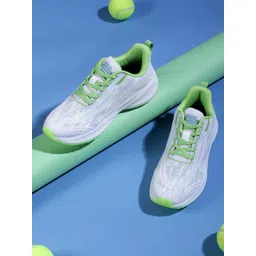 Trenz Men Mesh Running Shoes