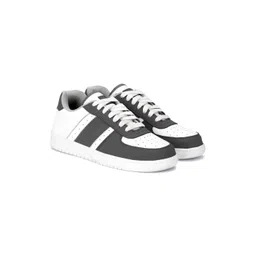Inflation Men Colourblocked Sneakers