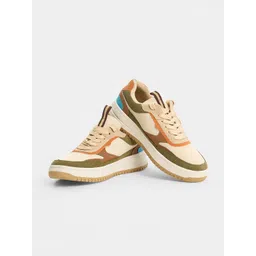 Snitch Men Colourblocked Sneakers