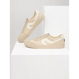 Levis Men Colourblocked Suede Sneakers