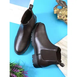 Big Fox Women Round Toe Mid-Top Slip-On Chelsea Boots