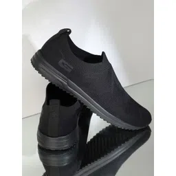 Goldstar Men Mesh Running Non-Marking Shoes