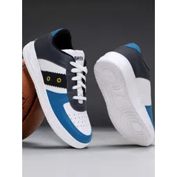 Groofer Men Blue Casual Shoes