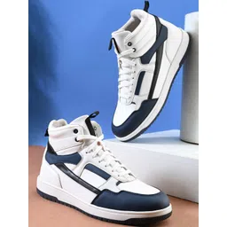 Roadster Men Colourblocked Sneakers