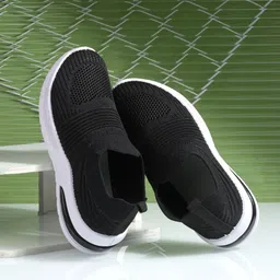 Lightweight comfortable durable stylish for daily use Walking Shoes For Women