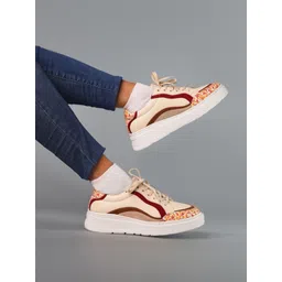 Monrow Women Colourblocked Round Toe Sneakers