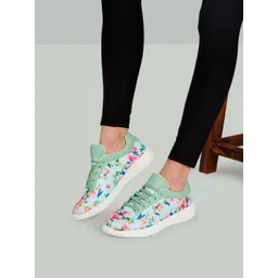KazarMax Women Green & Pink Floral Print Training Shoes