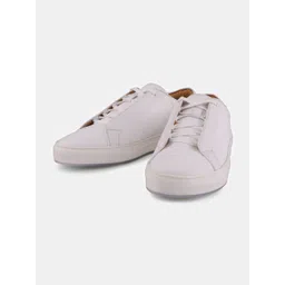 HEEL YOUR SOLE Men Leather Sneakers