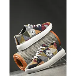 AMICO Men Colourblocked Lace-Ups Sneakers