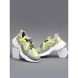Big Fox Men Grey Textured Sneakers