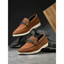 BIZZARO Men Sneakers