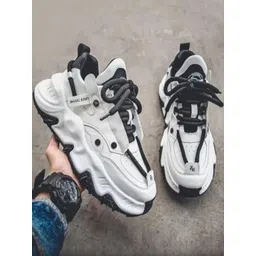 TIGONIS Men White Synthetic Leather Casual Shoes