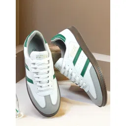PROPRIDE Men Colourblocked Sneakers